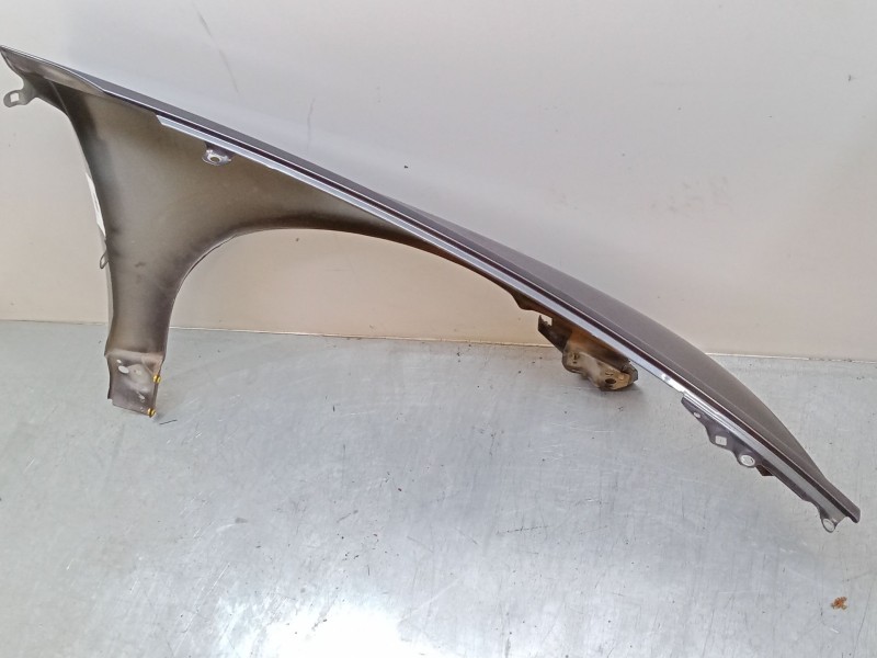 Recambio de aleta delantera izquierda para volvo v50 (545) 2.0 d referencia OEM IAM   