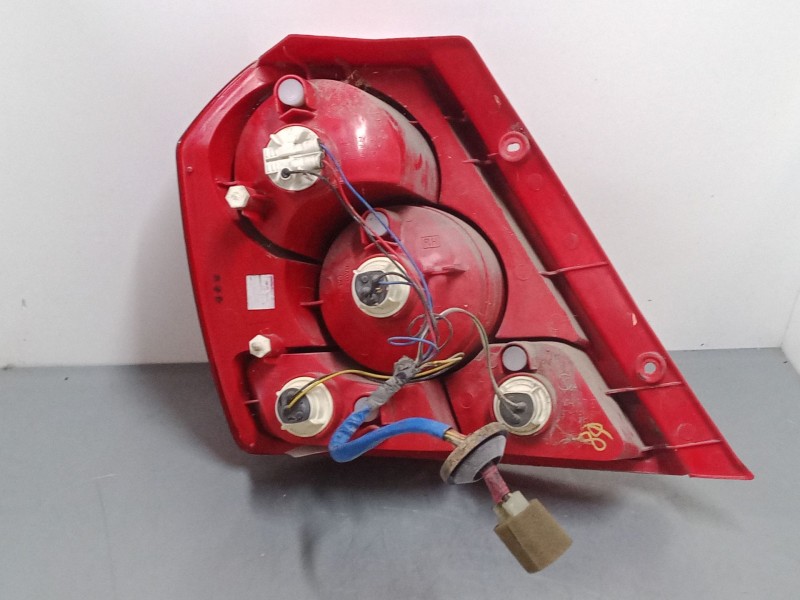 Recambio de piloto trasero izquierdo para chevrolet aveo / kalos hatchback (t200) 1.2 referencia OEM IAM   