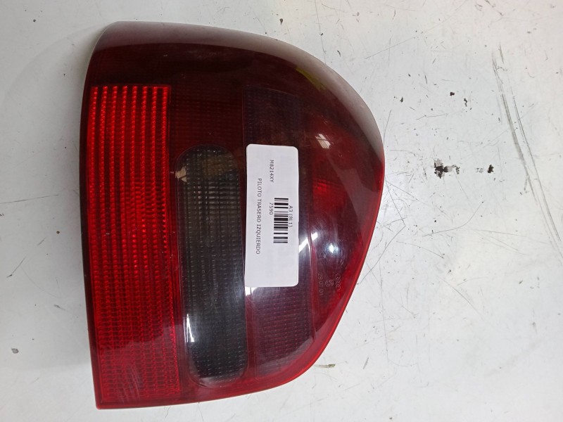 Recambio de piloto trasero izquierdo para audi a3 (8l1) 1.9 tdi referencia OEM IAM   