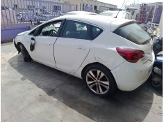 opel astra j (p10) del año 2011