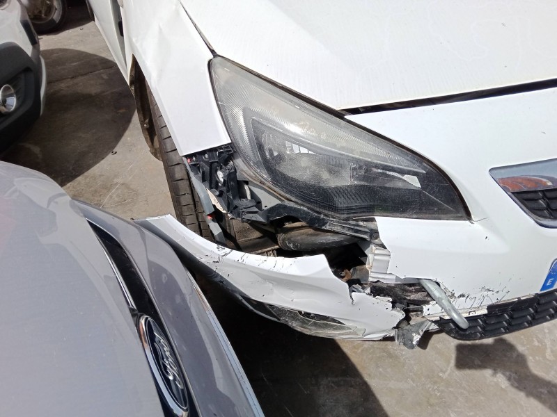 opel astra j (p10) del año 2011