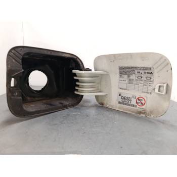 TAPA EXTERIOR COMBUSTIBLE 