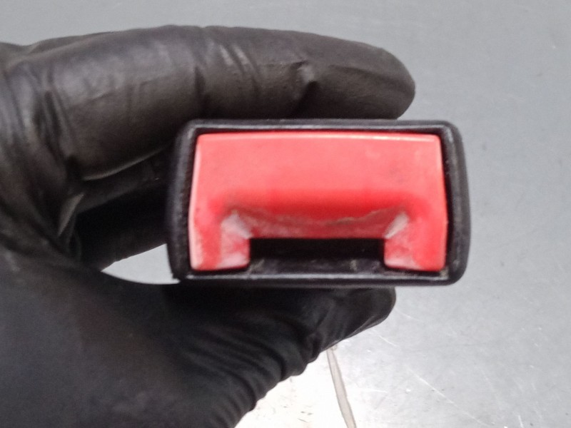 Recambio de anclaje cinturon delantero derecho para ford ka (ru8) 1.2 referencia OEM IAM   