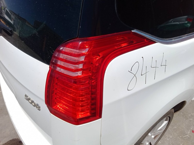 peugeot 5008 (0u_, 0e_) del año 2014