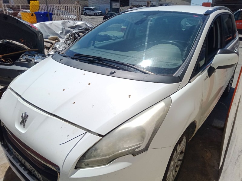 peugeot 5008 (0u_, 0e_) del año 2014