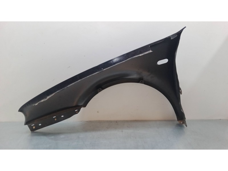 Recambio de aleta delantera derecha para volkswagen golf iv (1j1) 1.9 tdi referencia OEM IAM    Recambio de aleta delantera derecha para volkswagen golf iv (1j1) 1.9 tdi referencia OEM IAM
