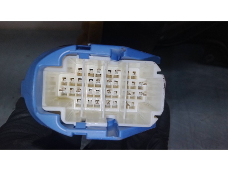 Recambio de elevalunas electrico delantero derecho para mazda 3 (bk) 1.6 di turbo referencia OEM IAM    Recambio de elevalunas electrico delantero derecho para mazda 3 (bk) 1.6 di turbo referencia OEM IAM