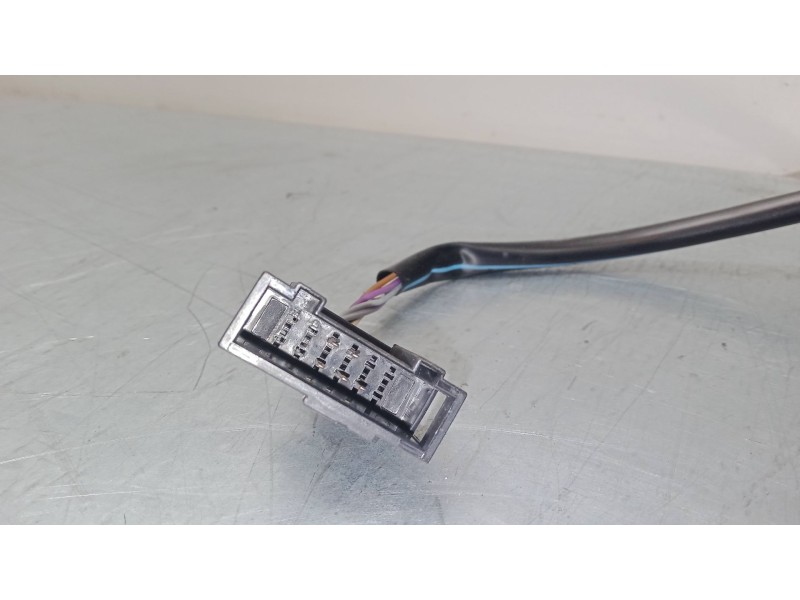 Recambio de retrovisor electrico izquierdo para volkswagen golf iv (1j1) 1.9 tdi 4motion referencia OEM IAM   
