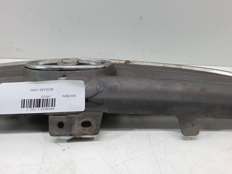 Recambio de rejillas capo para toyota avensis (_t22_) 1.6 vvt-i (zzt220_) referencia OEM IAM   