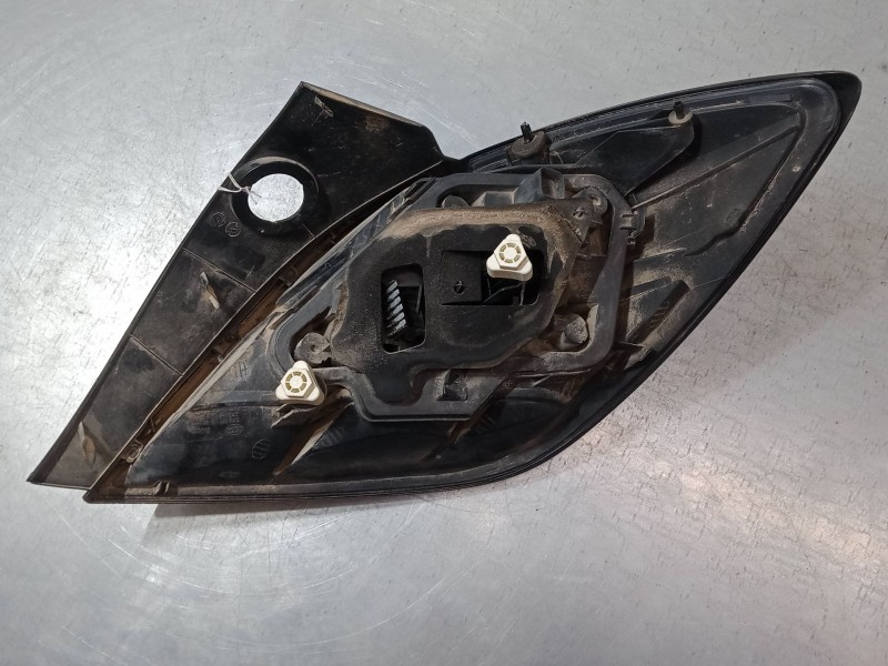 Recambio de piloto trasero izquierdo para opel astra h gtc (a04) 1.7 cdti (l08) referencia OEM IAM   