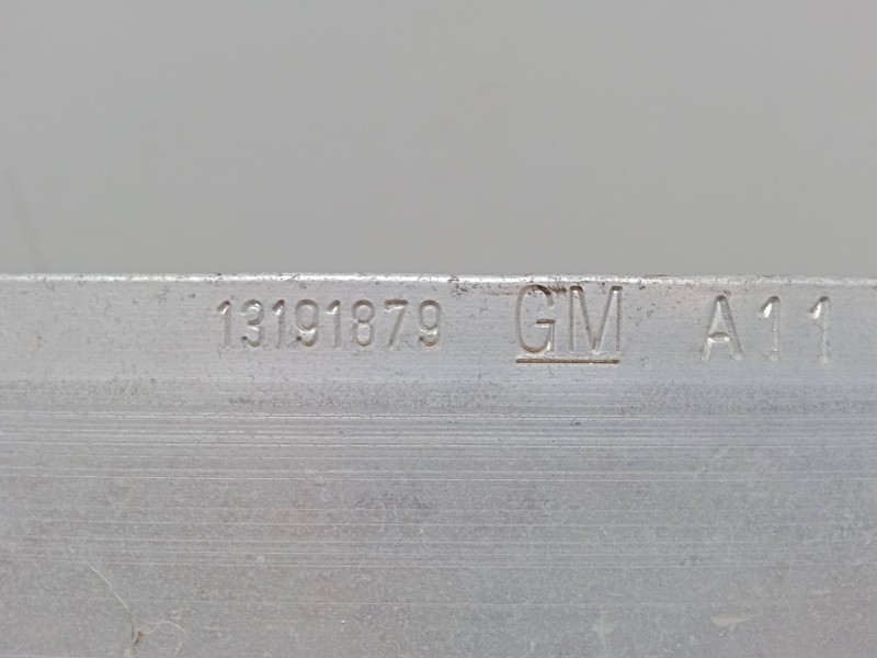 Recambio de refuerzo paragolpes delantero para opel corsa d (s07) 1.4 (l08, l68) referencia OEM IAM 13191879  