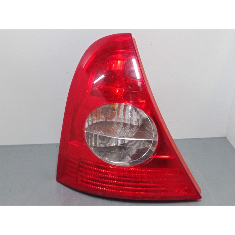 Recambio de piloto trasero izquierdo para renault clio ii (bb_, cb_) 1.5 dci (b/cb08) referencia OEM IAM 8200071413  