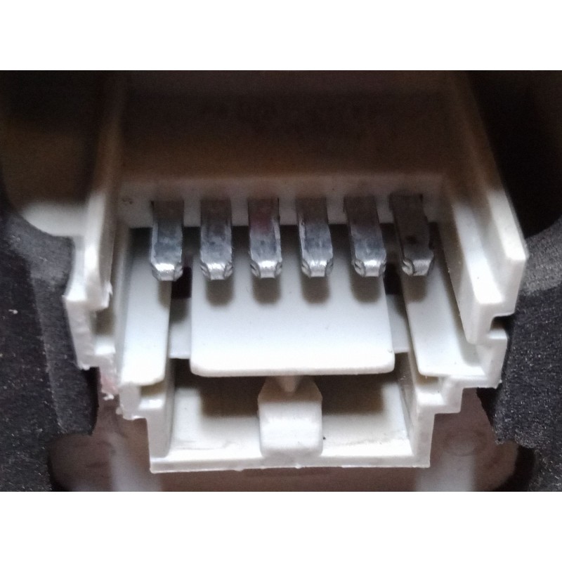 Recambio de piloto trasero izquierdo para renault clio ii (bb_, cb_) 1.5 dci (b/cb08) referencia OEM IAM 8200071413  