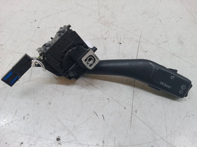 Recambio de mando luces para seat toledo iii (5p2) 2.0 fsi referencia OEM IAM   