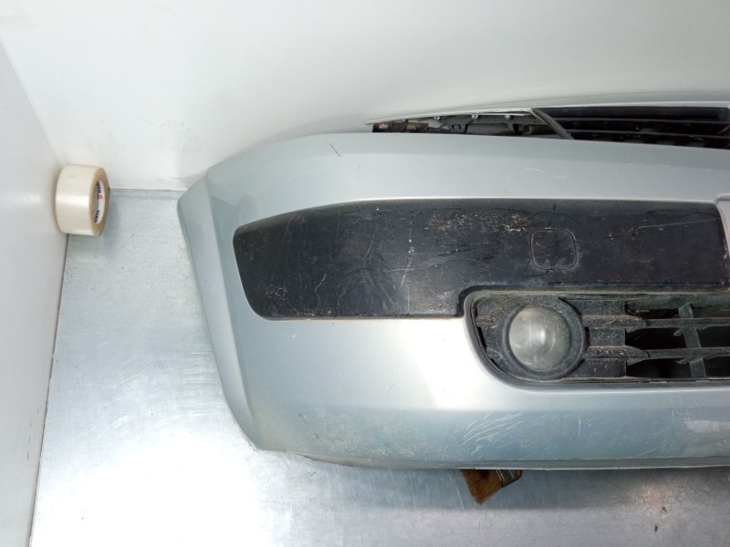 Recambio de paragolpes delantero para renault megane ii (bm0/1_, cm0/1_) 1.9 dci (bm0g, cm0g) referencia OEM IAM   
