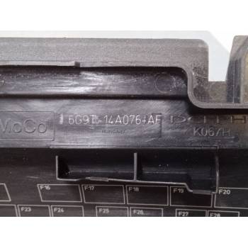 CAJA RELES / FUSIBLES 