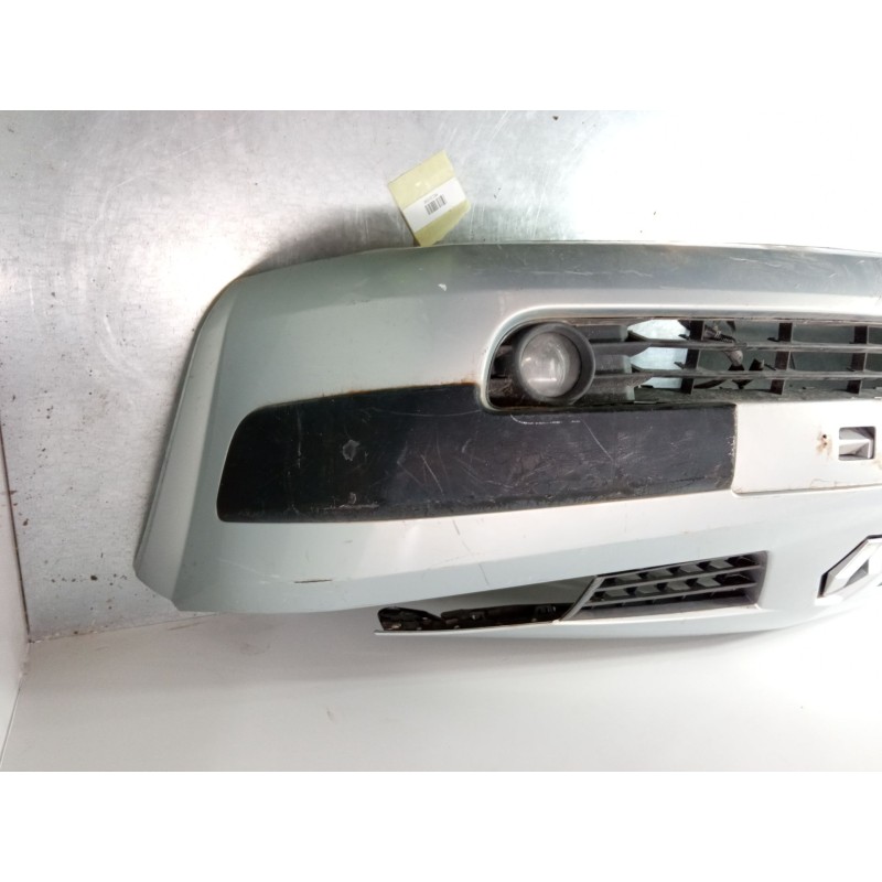 Recambio de paragolpes delantero para renault megane ii (bm0/1_, cm0/1_) 1.9 dci (bm0g, cm0g) referencia OEM IAM   