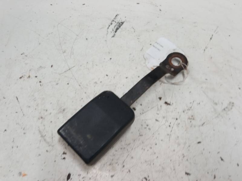 ANCLAJE CINTURON DELANTERO IZQUIERDO 