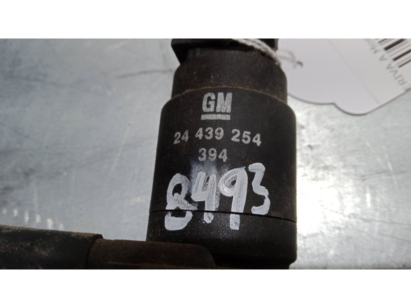 Recambio de bomba limpiaparabrisas para opel meriva a monospace (x03) 1.7 dti (e75) referencia OEM IAM   