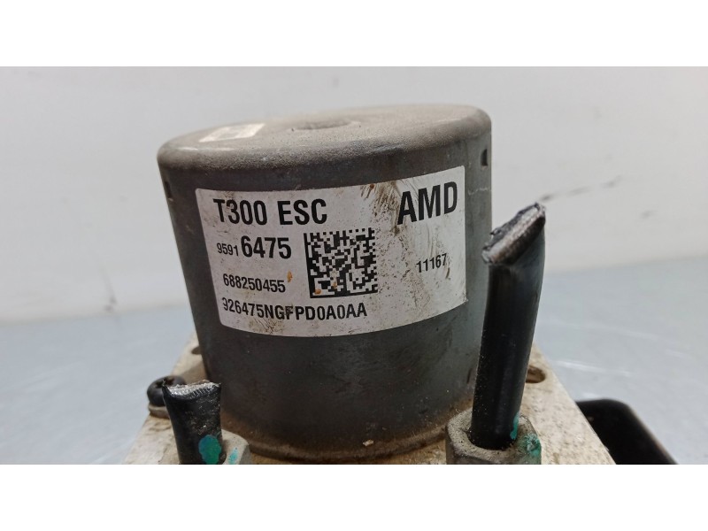 Recambio de abs para chevrolet aveo hatchback (t300) 1.4 referencia OEM IAM 688250455  