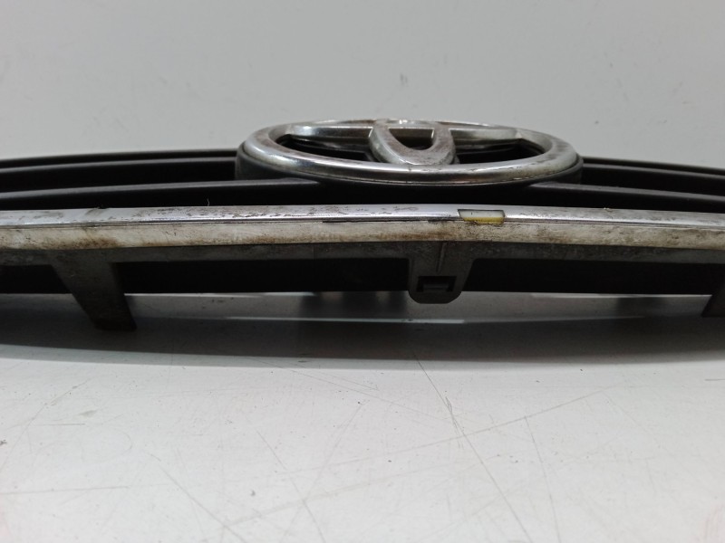 Recambio de rejillas capo para toyota avensis (_t22_) 1.6 vvt-i (zzt220_) referencia OEM IAM   