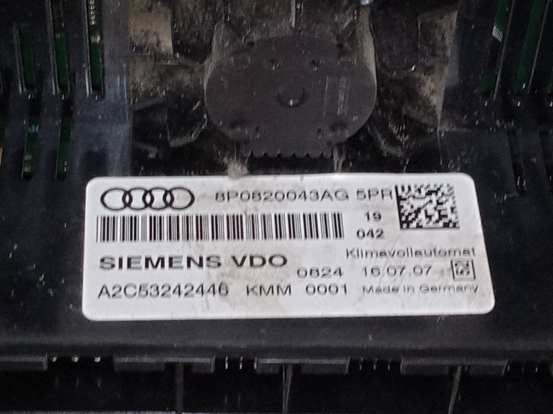 Recambio de mando climatizador para audi a3 sportback (8pa) 1.6 referencia OEM IAM 8P0820043AG  