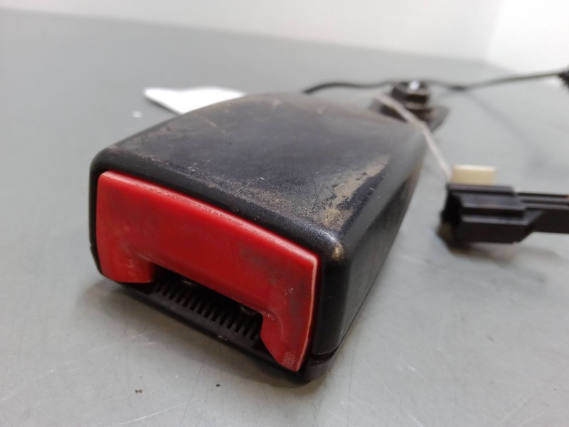 Recambio de anclaje cinturon delantero izquierdo para smart forfour (454) 1.3 (454.031) referencia OEM IAM   