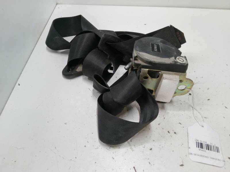 CINTURON SEGURIDAD TRASERO DERECHO 