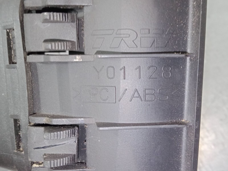 Recambio de aireador derecho para volvo v50 (545) 1.8 referencia OEM IAM   