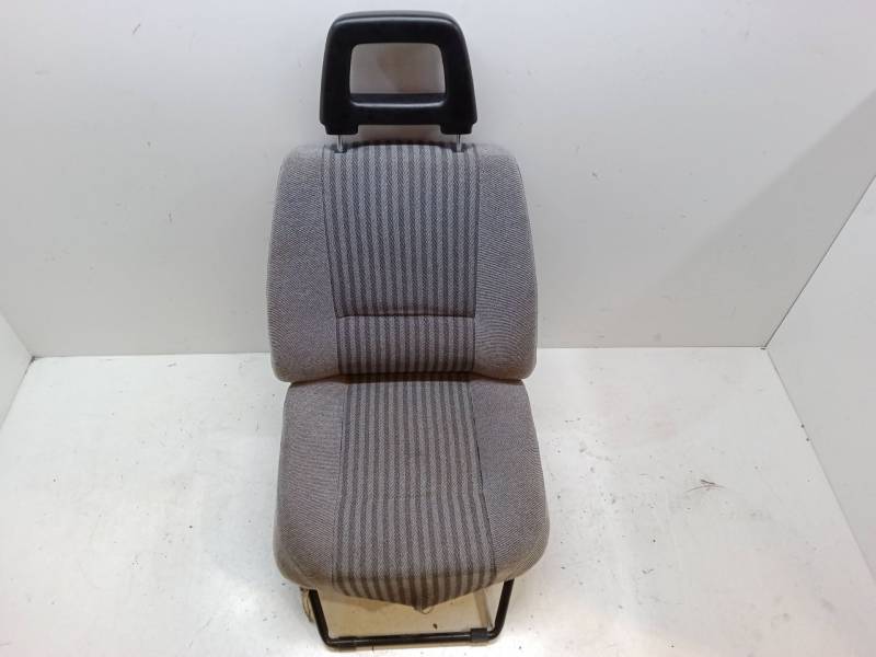 ASIENTO DELANTERO DERECHO 