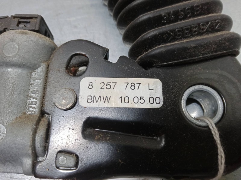 Recambio de anclaje cinturon delantero izquierdo para bmw 3 (e46) 316 i referencia OEM IAM   