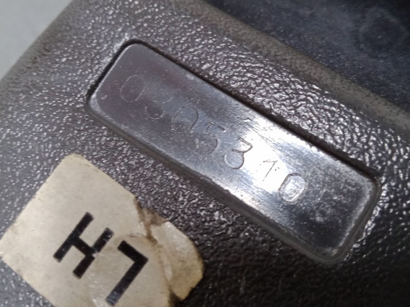 Recambio de anclaje cinturon delantero izquierdo para kia carnival ii (gq) 2.9 crdi referencia OEM IAM   