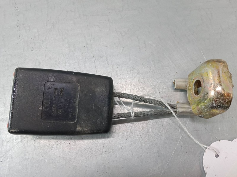 Recambio de anclaje cinturon trasero derecho para audi a4 b5 (8d2) 2.5 tdi referencia OEM IAM   