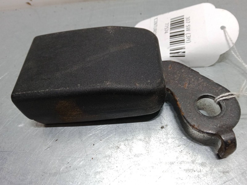 Recambio de anclaje cinturon trasero derecho para peugeot 307 sw (3h) 1.6 hdi 110 referencia OEM IAM   