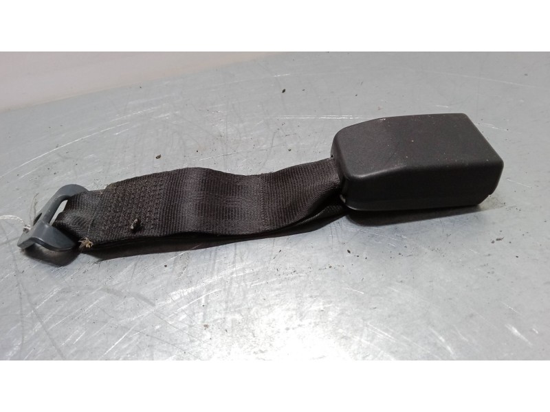 Recambio de anclaje cinturon trasero derecho para peugeot 206 hatchback (2a/c) 1.4 i referencia OEM IAM   