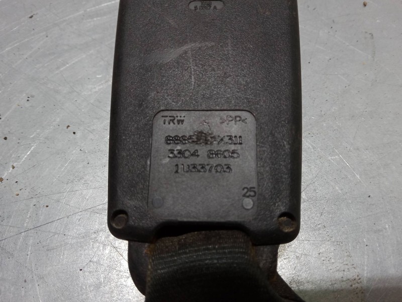 Recambio de anclaje cinturon trasero izquierdo para nissan micra iii (k12) 1.2 16v referencia OEM IAM   