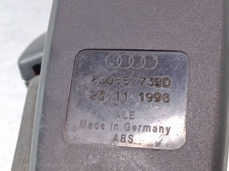 Recambio de anclaje cinturon trasero izquierdo para audi a4 b5 (8d2) 2.5 tdi referencia OEM IAM   