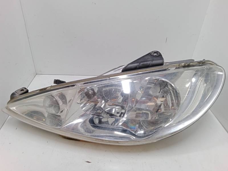 FARO IZQUIERDO 9628666880 
