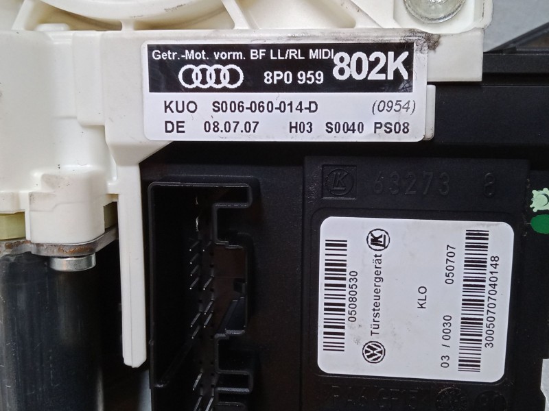 Recambio de elevalunas electrico delantero derecho para audi a3 sportback (8pa) 1.6 referencia OEM IAM 8P0959802K  