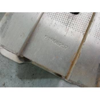 REFUERZO PARAGOLPES DELANTERO 51908252 