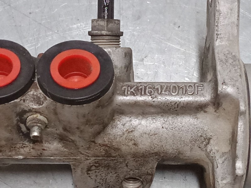 Recambio de bomba freno para audi a3 sportback (8pa) 1.6 referencia OEM IAM 1K1614019F  