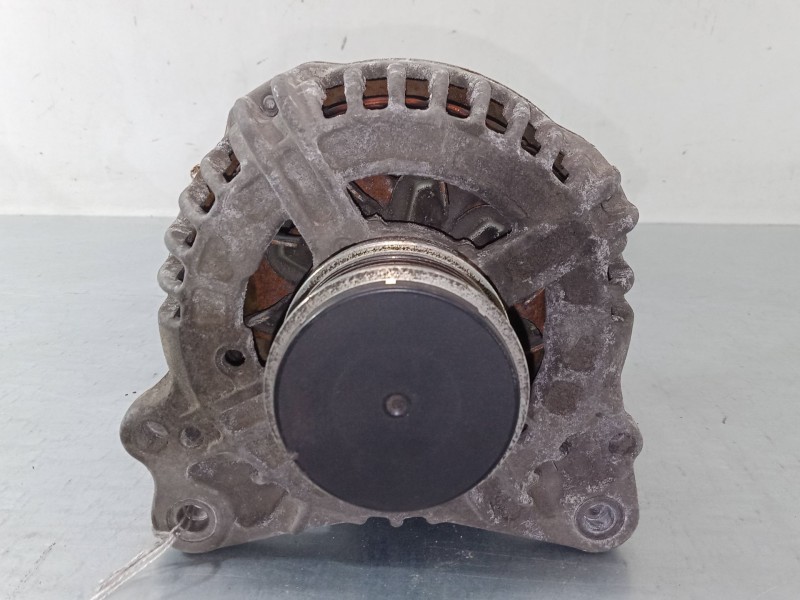 Recambio de alternador para volkswagen caddy iii furgoneta/monovolumen (2ka, 2kh, 2ca, 2ch) 1.9 tdi referencia OEM IAM 06F903023