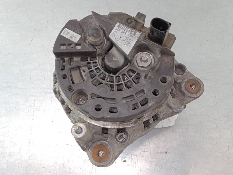 Recambio de alternador para volkswagen caddy iii furgoneta/monovolumen (2ka, 2kh, 2ca, 2ch) 1.9 tdi referencia OEM IAM 06F903023