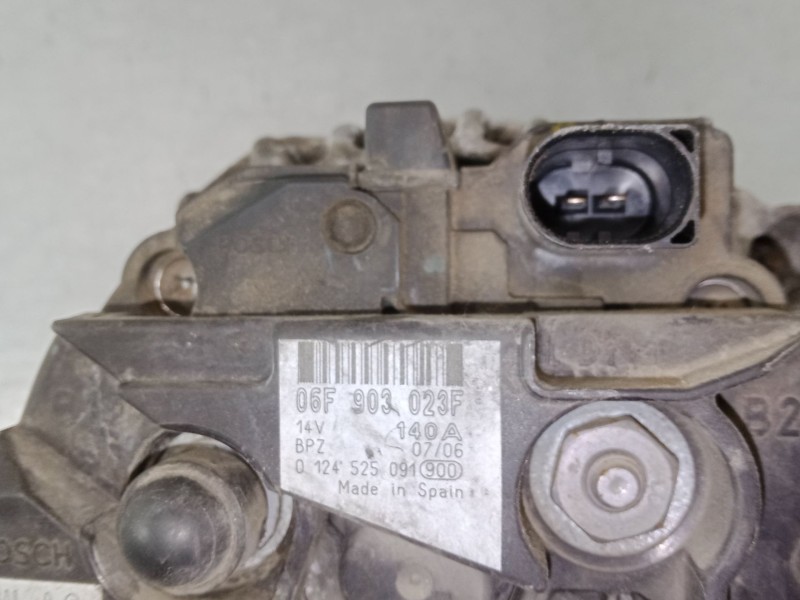 Recambio de alternador para volkswagen caddy iii furgoneta/monovolumen (2ka, 2kh, 2ca, 2ch) 1.9 tdi referencia OEM IAM 06F903023