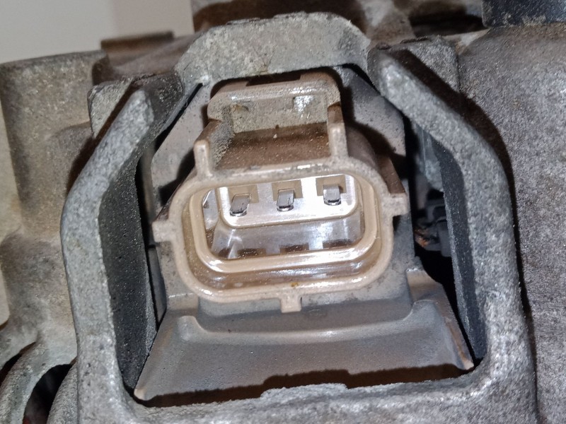 Recambio de alternador para ford fiesta v (jh_, jd_) 1.4 16v referencia OEM IAM A005TA7792  