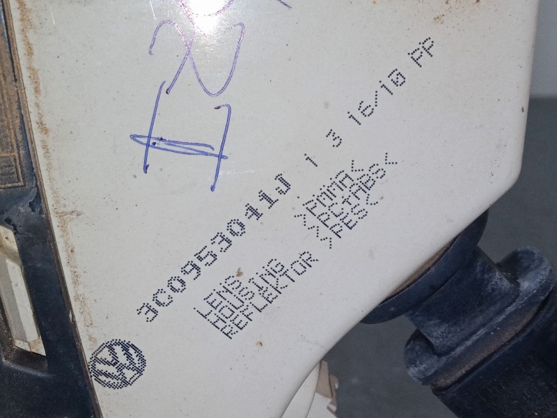 Recambio de intermitente delantero izquierdo para volkswagen passat b6 variant (3c5) 2.0 tdi referencia OEM IAM   