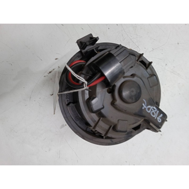 Recambio de motor calefaccion para peugeot 208 i (ca_, cc_) 1.2 vti 82 referencia OEM IAM T1013140A   Recambio de motor calefaccion para peugeot 208 i (ca_, cc_) 1.2 vti 82 referencia OEM IAM T1013140A