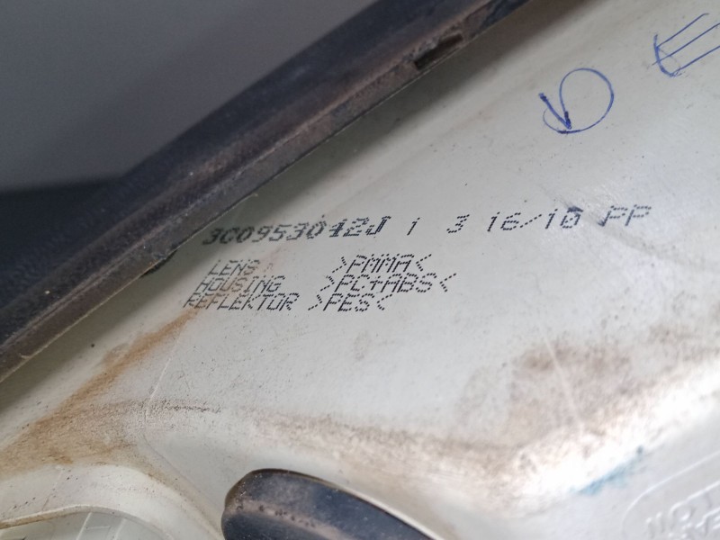 Recambio de intermitente delantero derecho para volkswagen passat b6 variant (3c5) 2.0 tdi referencia OEM IAM 3C0953042J  