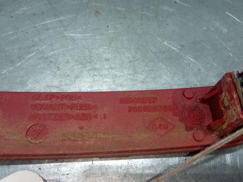 Recambio de catadioptrico trasero derecho para renault clio iv (bh_) 1.5 dci 90 referencia OEM IAM 265605789R  