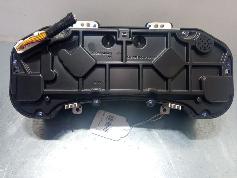 Recambio de cuadro instrumentos para toyota auris (_e15_) 2.0 d-4d (ade150_) referencia OEM IAM 8380002m12  A2C53244987